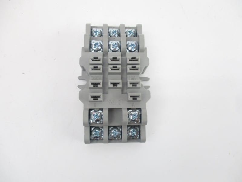 TYCO 27E121 300V 15A NSNP