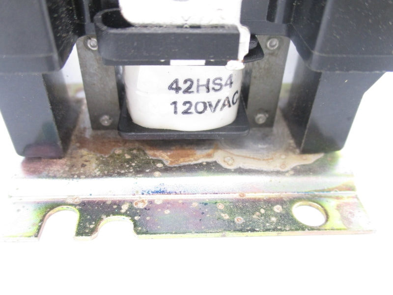 CUTLER HAMMER C25CNB130AD SER. D1 120VAC NSMP