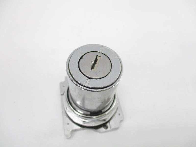 CUTLER HAMMER 10250T15111 SER. A3 (NO KEY) NSMP