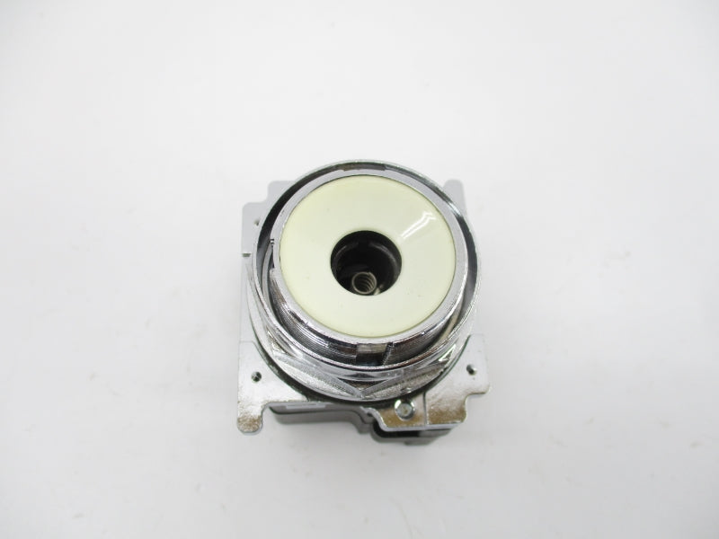 CUTLER HAMMER 10250T181HLLP06 SER. A1 120V (NO BULB) NSMP