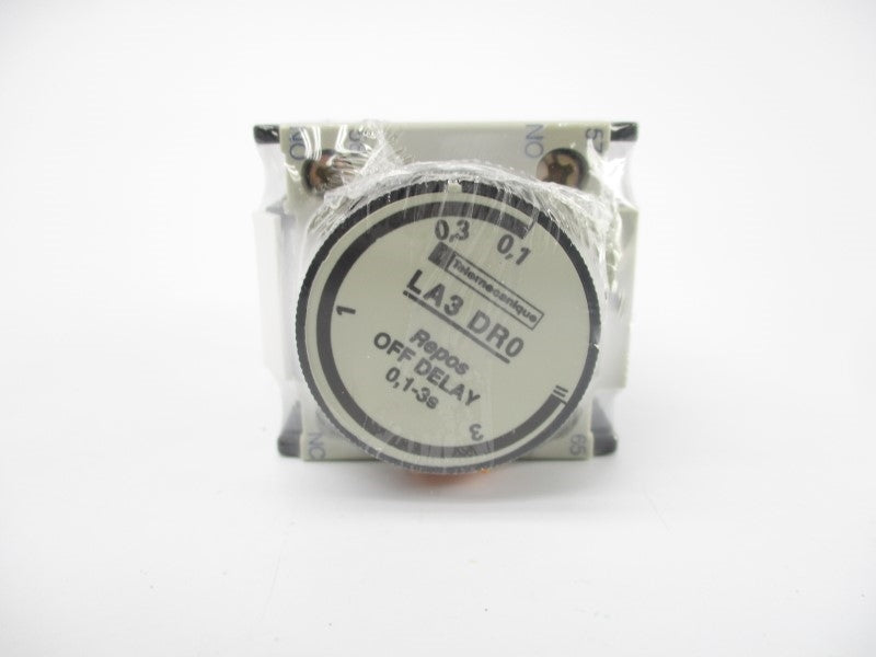 TELEMECANIQUE LA3DR0 023010 690V 10A 0.1-3S NSMP