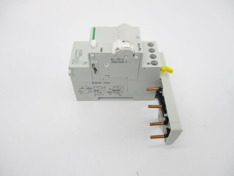 SCHNEIDER ELECTRIC 19447 230/400V 40A NSMP