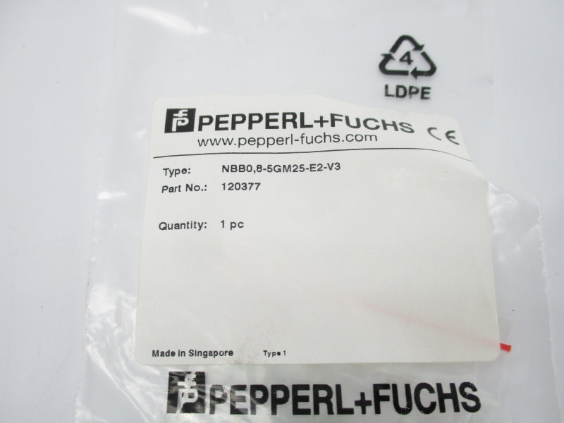 ALLEN BRADLEY 700-HR52TA17 SER. D 100-240VAC 5A 0-30S NSNP