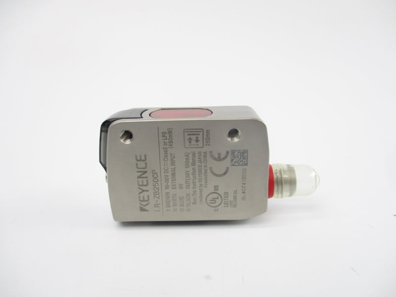 KEYENCE LR-ZB250CP 10-30VDC NSMP