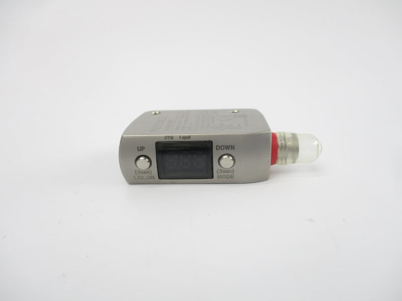 KEYENCE LR-ZB250CP 10-30VDC NSMP