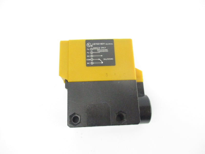 OMRON E3A2-R3M4T 250VAC 3A NSNP