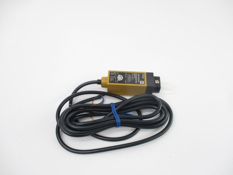 OMRON E3S-X3CE4 12-24VDC NSNP