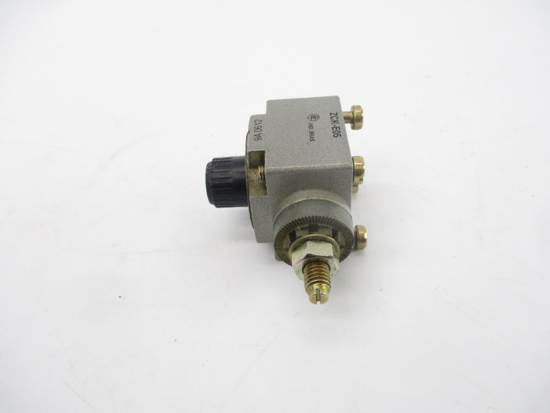TELEMECANIQUE ZCK-E05 (GREY) NSNP