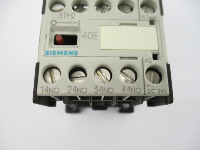 SIEMENS 3TH2040-0BB4 240V 10A UNMP