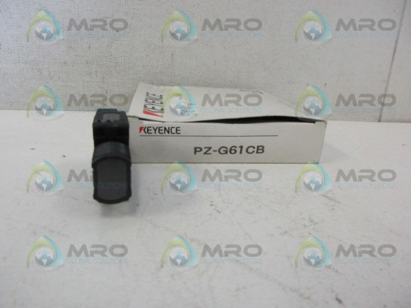 KEYENCE PZ-G61CB PHOTOELECTRIC SENSOR *NEW IN BOX*