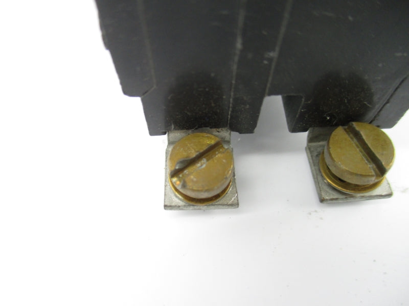 SQUARE D QOB215 120/240VAC 15A UNMP