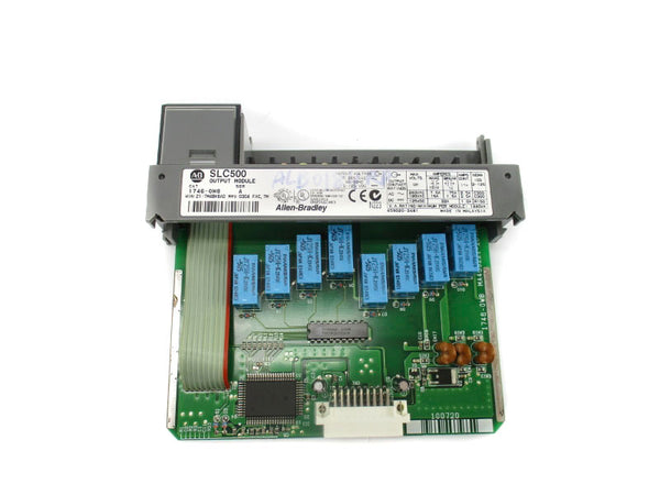 ALLEN BRADLEY 1746-OW8 SER. A 5-265VAC (NO DOOR) NSNP