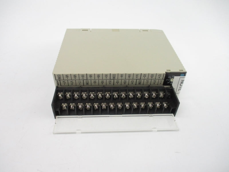 OMRON C200H-AD003 1-5V NSMP