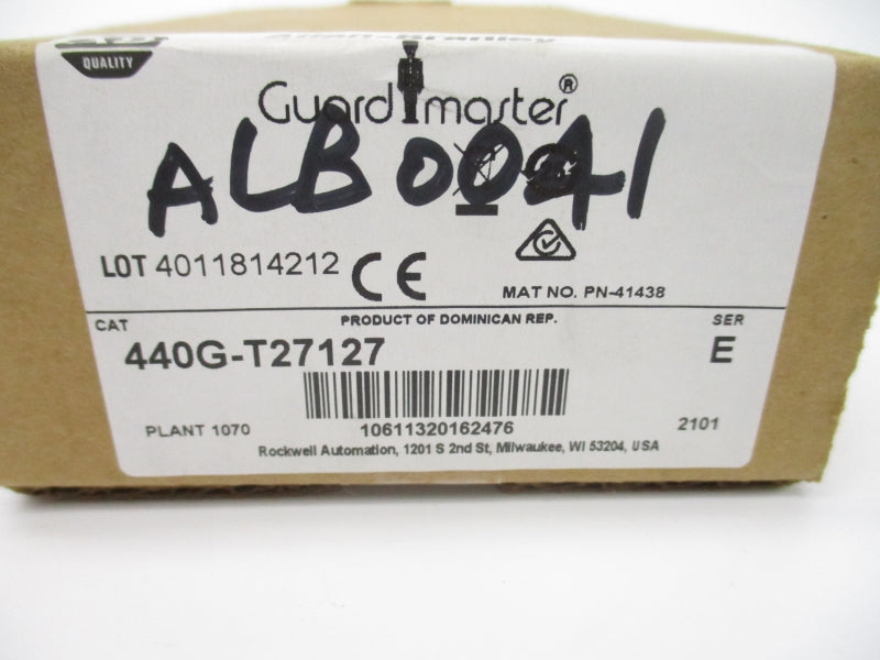 ALLEN BRADLEY 440G-T27127 SER. E 24VAC/DC 10A (BR/WH) NSMP