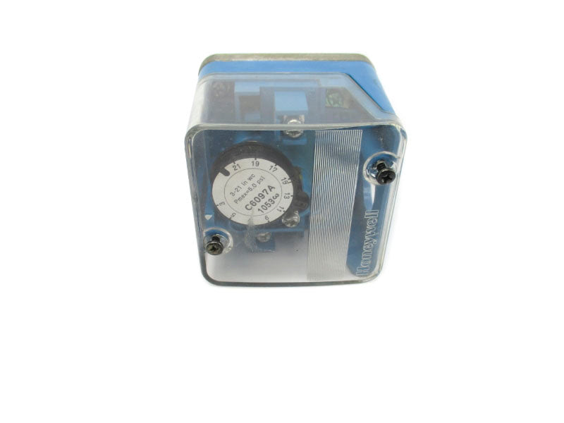 HONEYWELL C6097A1053 120-240VAC 5.0A 5.0PSI UNMP
