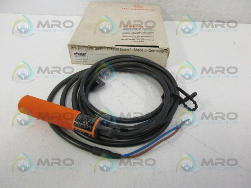 IFM EFECTOR IG0005 INDUCTIVE PROXIMITY SENSOR *NEW IN BOX*