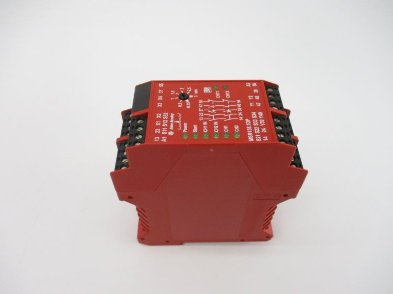 ALLEN BRADLEY 440R-M23084 SER. B 24VAC/DC NSNP