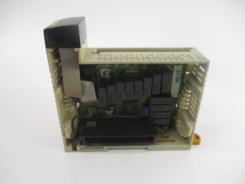 OMRON CQM1-OC222 250VAC 8A (AS PICTURED) NSNP