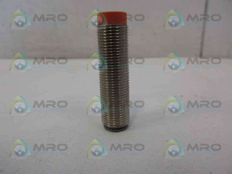 IFM EFECTOR IF5770 INDUCTIVE PROXIMITY SENSOR *NEW NO BOX*