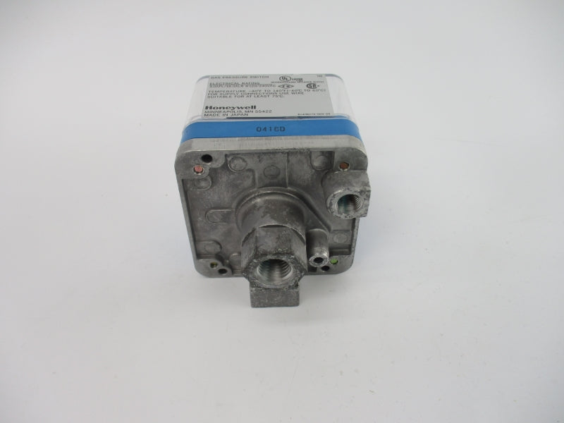 HONEYWELL C6097A1053 120-240VAC 5.0A 5.0PSI NSNP