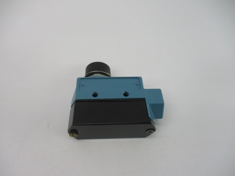 MICRO SWITCH BZE6-2RN 600VAC 2A NSNP