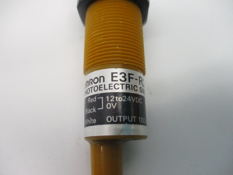 OMRON E3F-R2C4 12-24VDC NSNP