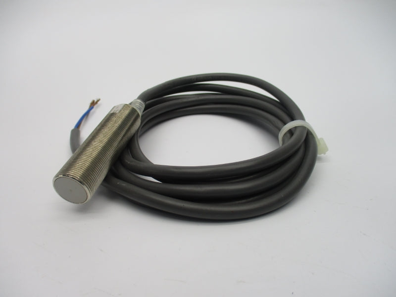 OMRON E2E2-X5Y2 NSNP