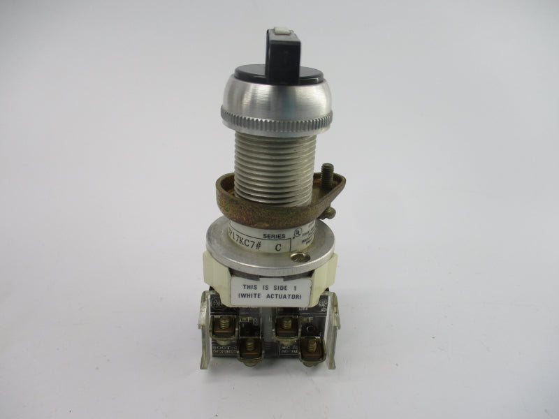 ALLEN BRADLEY 800H-JP17KC7 SER. C NSNP