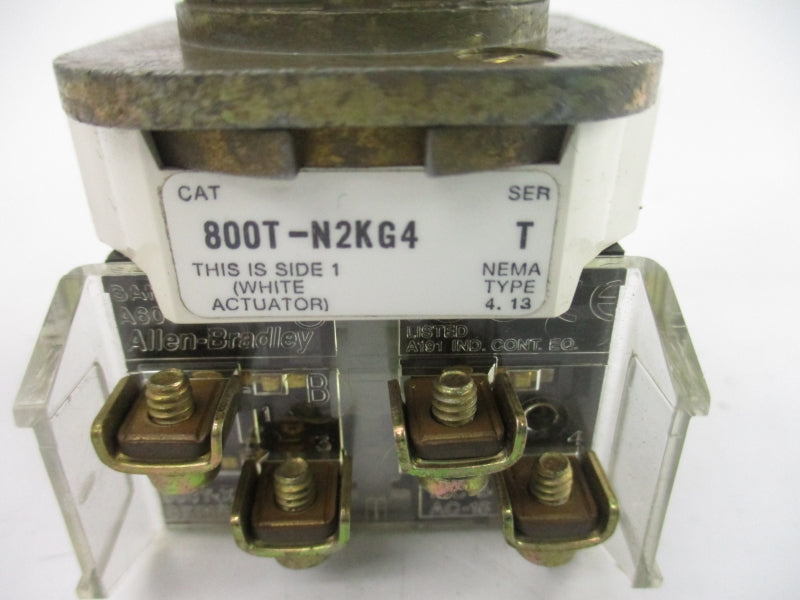 ALLEN BRADLEY 800T-N2KG4 SER. T (AS PICTURED) NSNP