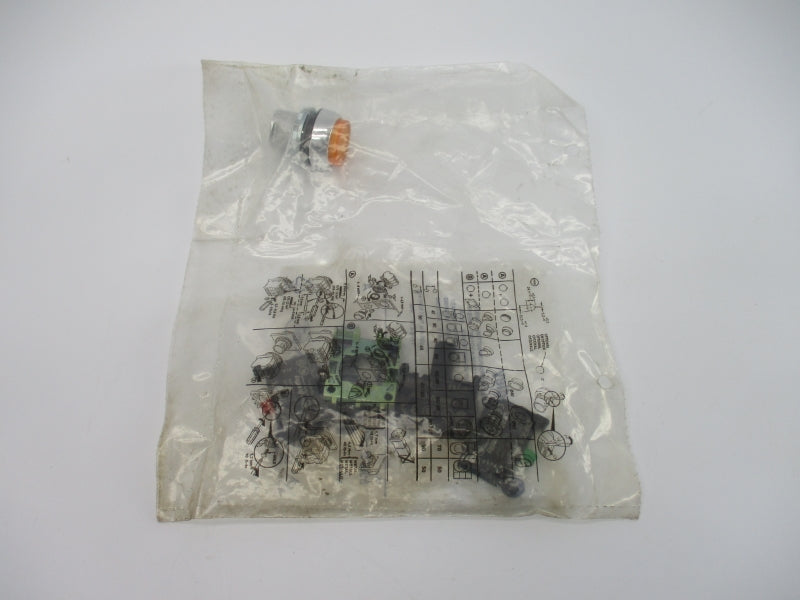 ALLEN BRADLEY 800FM-LE0MN5YX11 SER. A NSMP