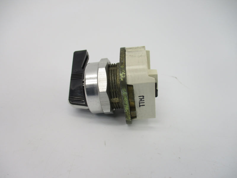 ALLEN BRADLEY 800T-N2KG4 SER. T (AS PICTURED1) NSNP