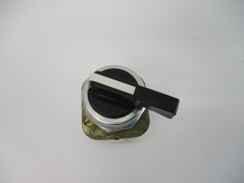 ALLEN BRADLEY 800T-N2KG4 SER. T (AS PICTURED1) NSNP