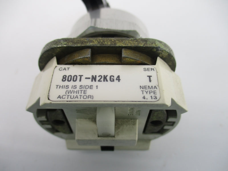 ALLEN BRADLEY 800T-N2KG4 SER. T (AS PICTURED1) NSNP