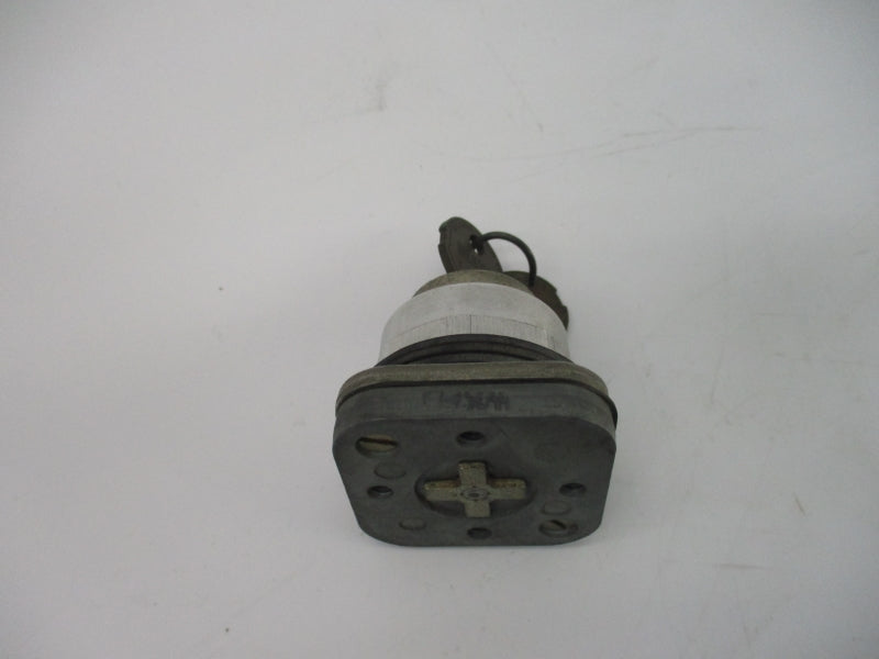ALLEN BRADLEY 800T-E27 SER. P UNMP