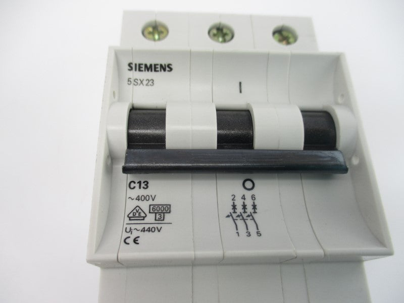 SIEMENS 5SX23C13 440V 13A NSNP
