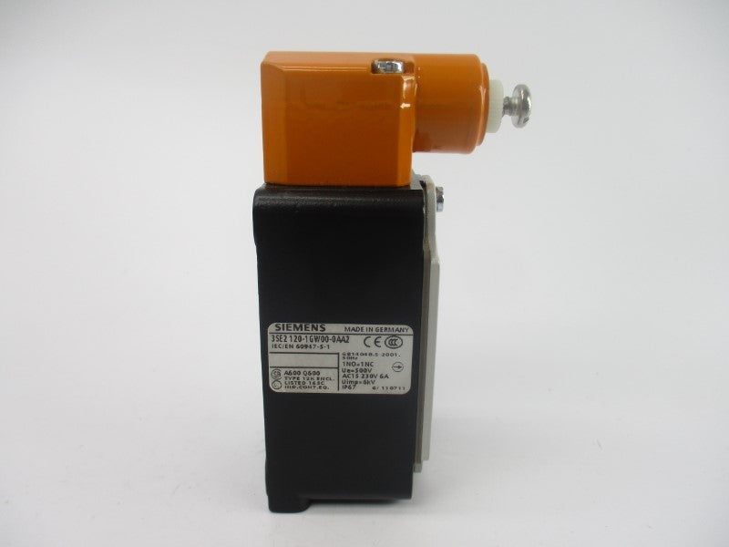 SIEMENS 3SE2120-1GW00-0AA2 500V 6A NSMP