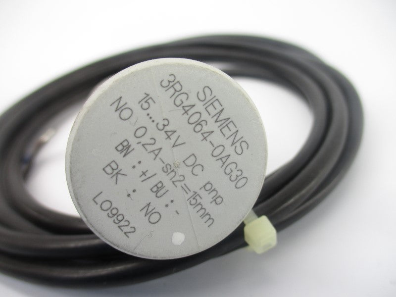SIEMENS 3RG4064-0AG30 15-34VDC 0.2A NSNP