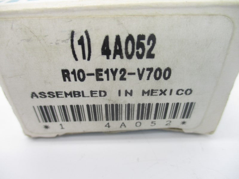 SIEMENS R10-E1Y2-V700 24VDC 2A NSMP