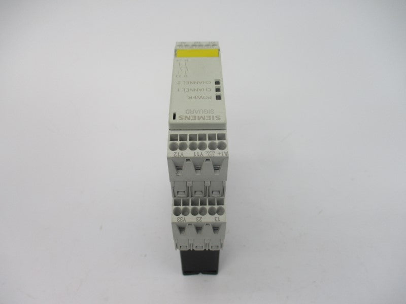 SIEMENS 3TK2823-2CB30 250V 6A NSNP