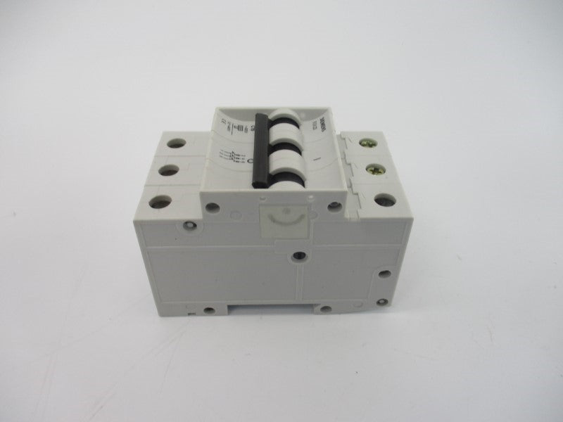 SIEMENS 5SX23C15 440V 15A NSNP