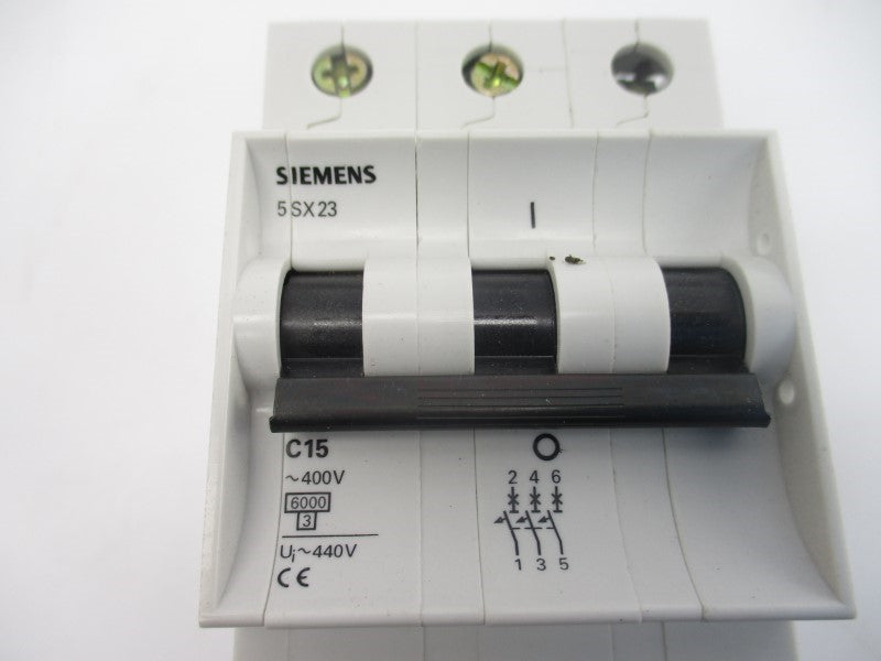 SIEMENS 5SX23C15 440V 15A NSNP