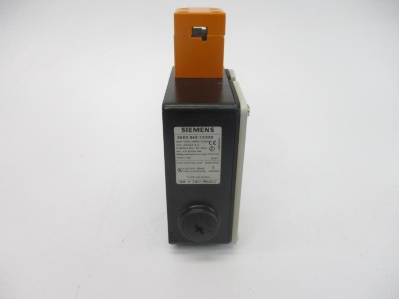 SIEMENS 3SE2842-1XX00 230V 4A NSMP