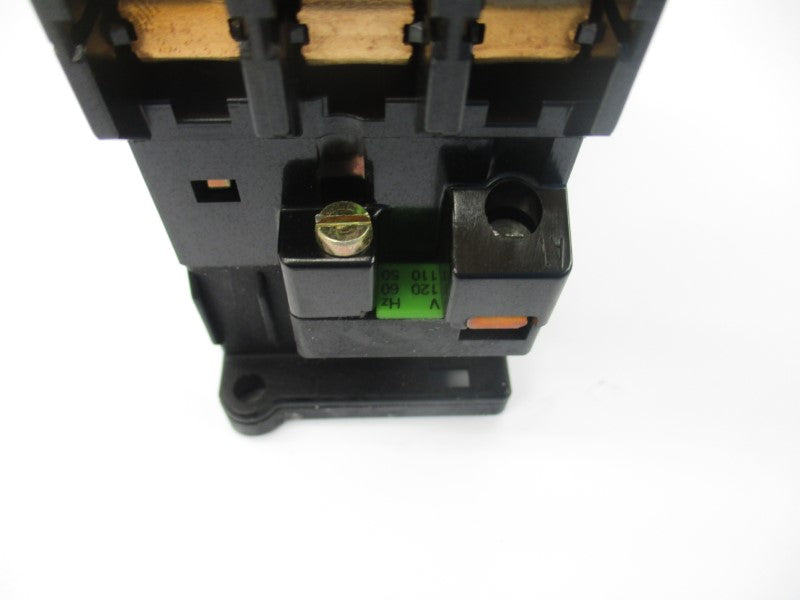 SIEMENS CXLA013 110/120V 9A NSMP