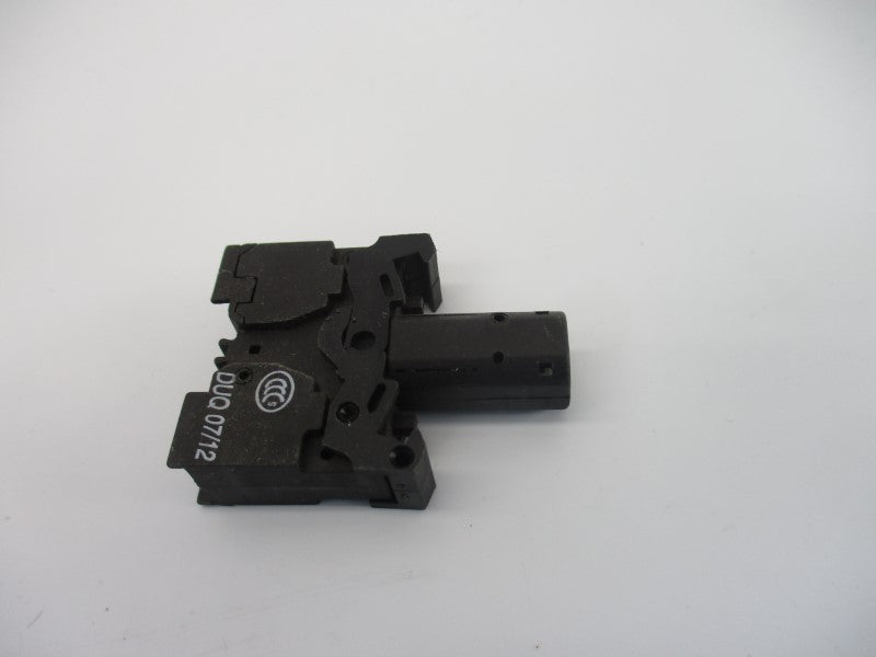 SIEMENS 3SB3403-1PD 24V NSNP