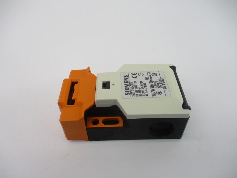 SIEMENS 3SE3240-0XU 500V 10A NSMP
