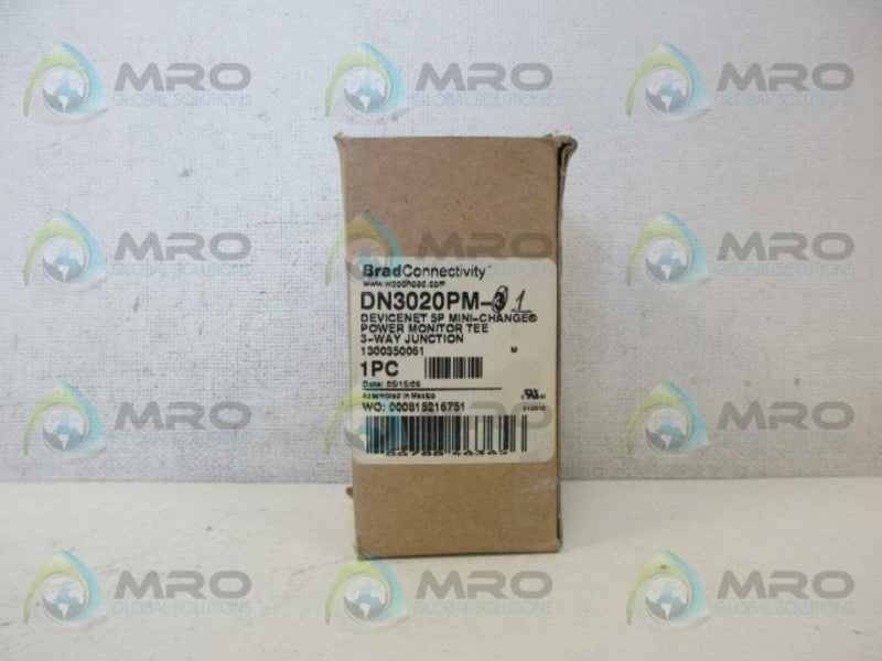 DANIEL WOODHEAD DN3020PM1 CIRCULAR CONNECTOR *NEW IN BOX*