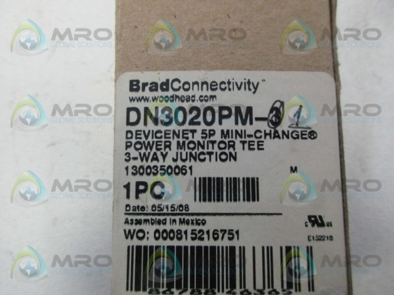 DANIEL WOODHEAD DN3020PM1 CIRCULAR CONNECTOR *NEW IN BOX*