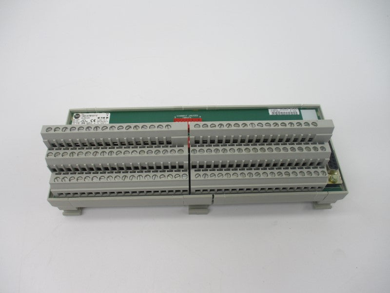 ALLEN BRADLEY 1492-AIFM16-F-5 SER. A 10-30VDC (BR/WH) NSMP