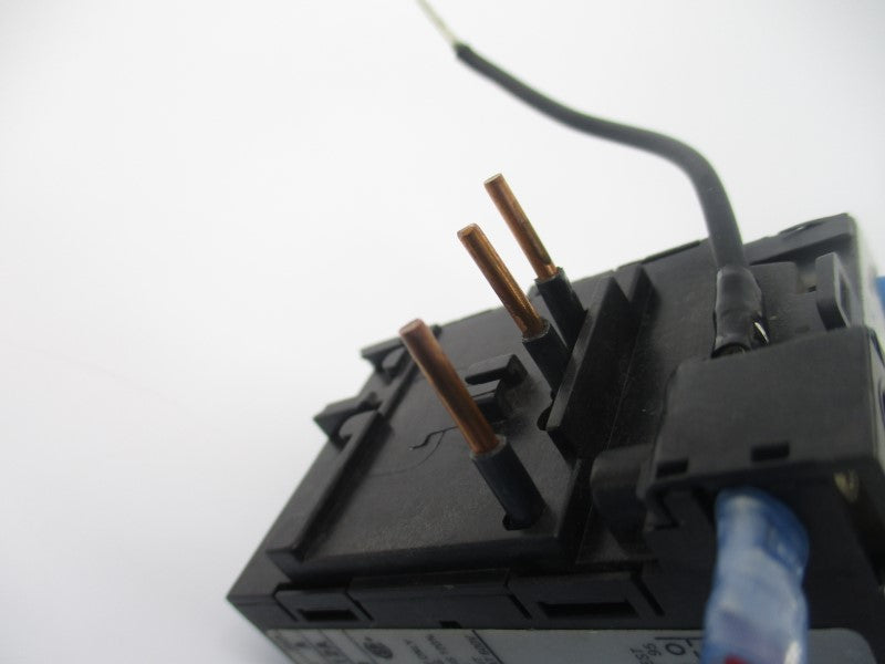 ALLEN BRADLEY 592-A2FT SER. A 600V 3.7-12A UNMP