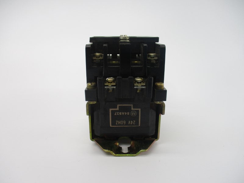 ALLEN BRADLEY 700-N200 SER. C 24V UNMP